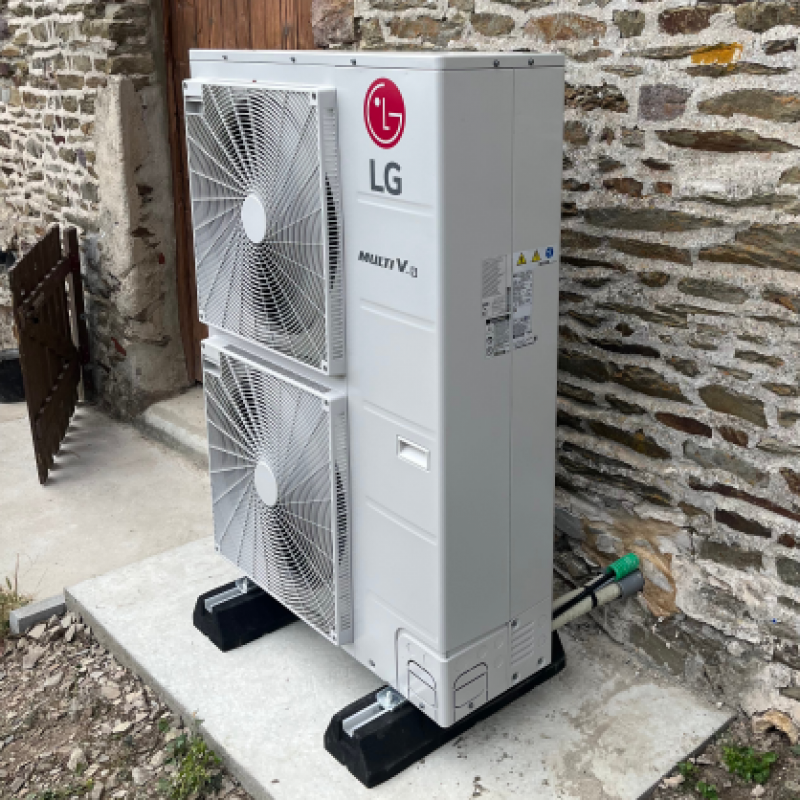 Réalisation d'un mini DRV de 25 KW LG avec module hydraulique 80 degrés avec ECS
