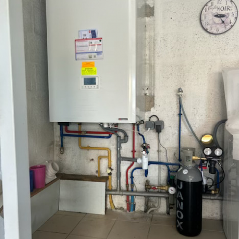 Hydroconfort + ECS 50 litres et adoucisseur C02